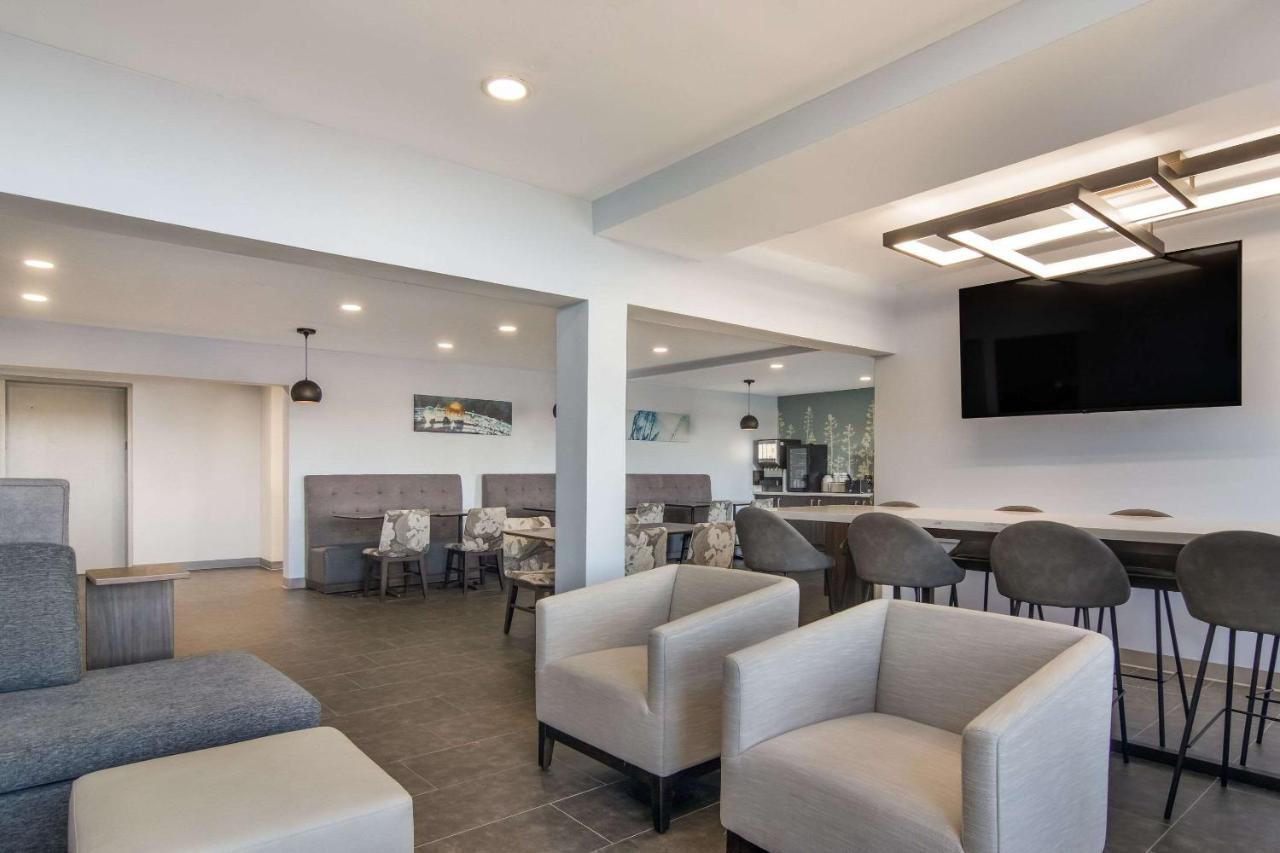 Sleep Inn & Suites Clarion, Pa Near I-80 Екстер'єр фото