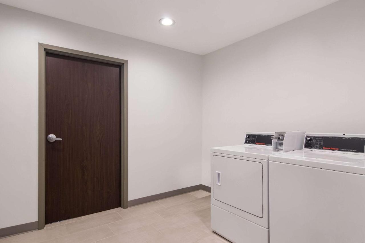 Sleep Inn & Suites Clarion, Pa Near I-80 Екстер'єр фото